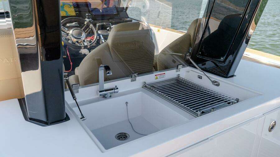 38ft Pardo Yachts Yacht For Sale