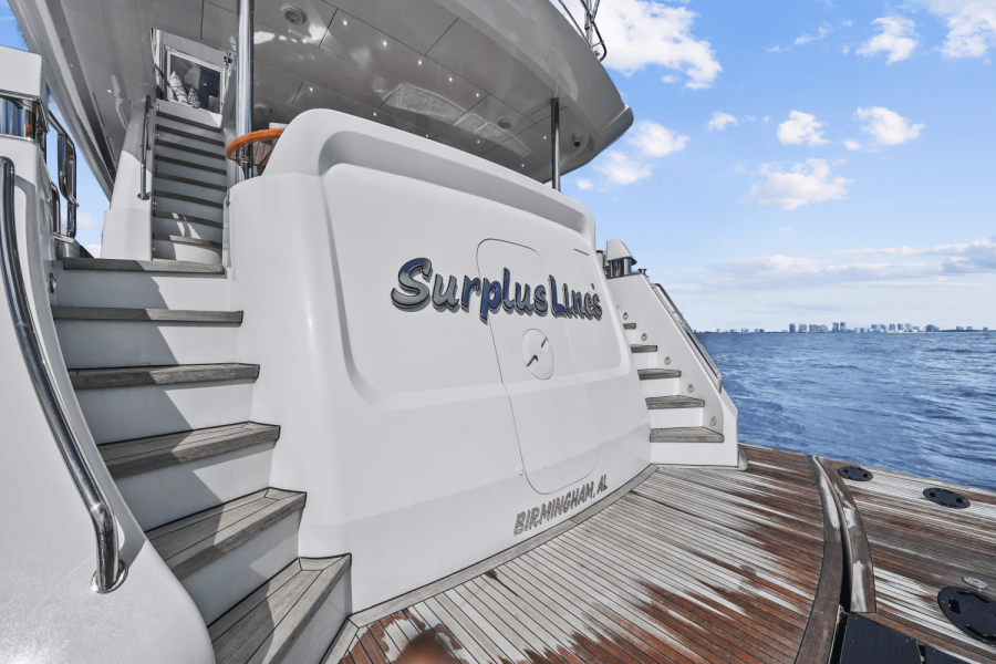 91ft Hatteras Yacht For Sale