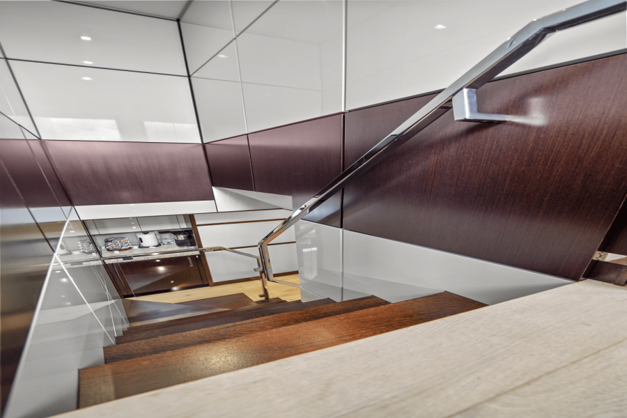 91ft Hatteras Yacht For Sale