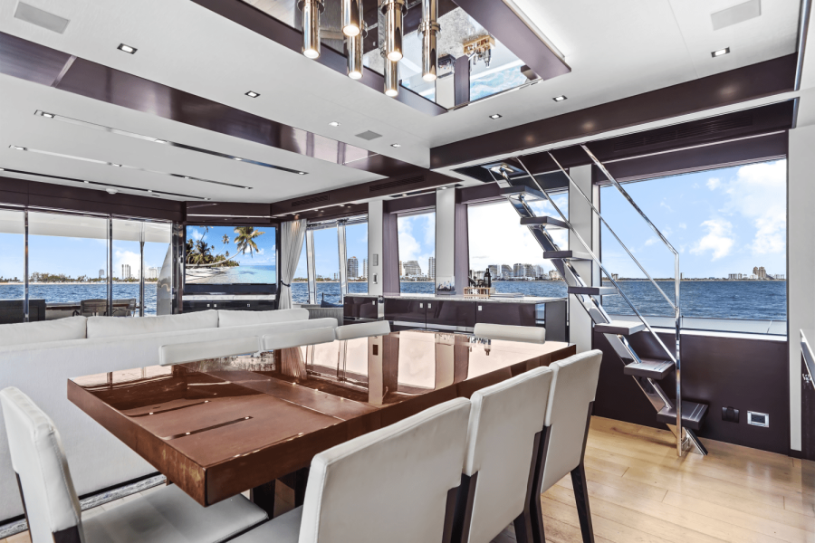 91ft Hatteras Yacht For Sale