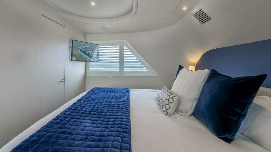 Bravo 100ft Stephens Brothers Yacht For Sale