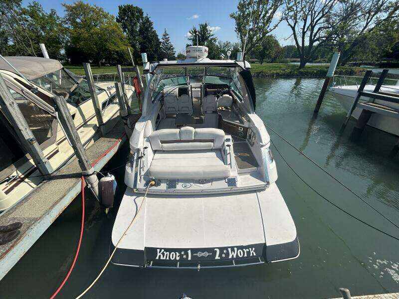 35ft Four Winns Yacht For Sale