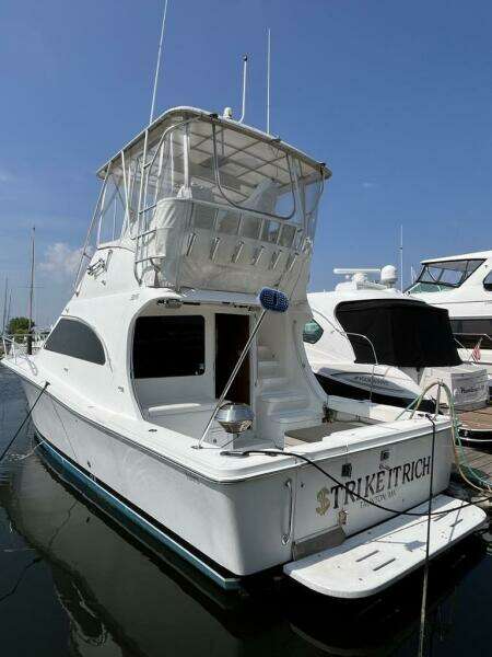 36ft Luhrs Yacht For Sale