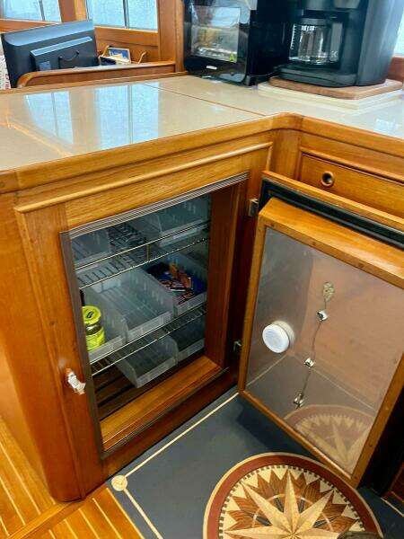 49ft Grand Banks Yacht For Sale