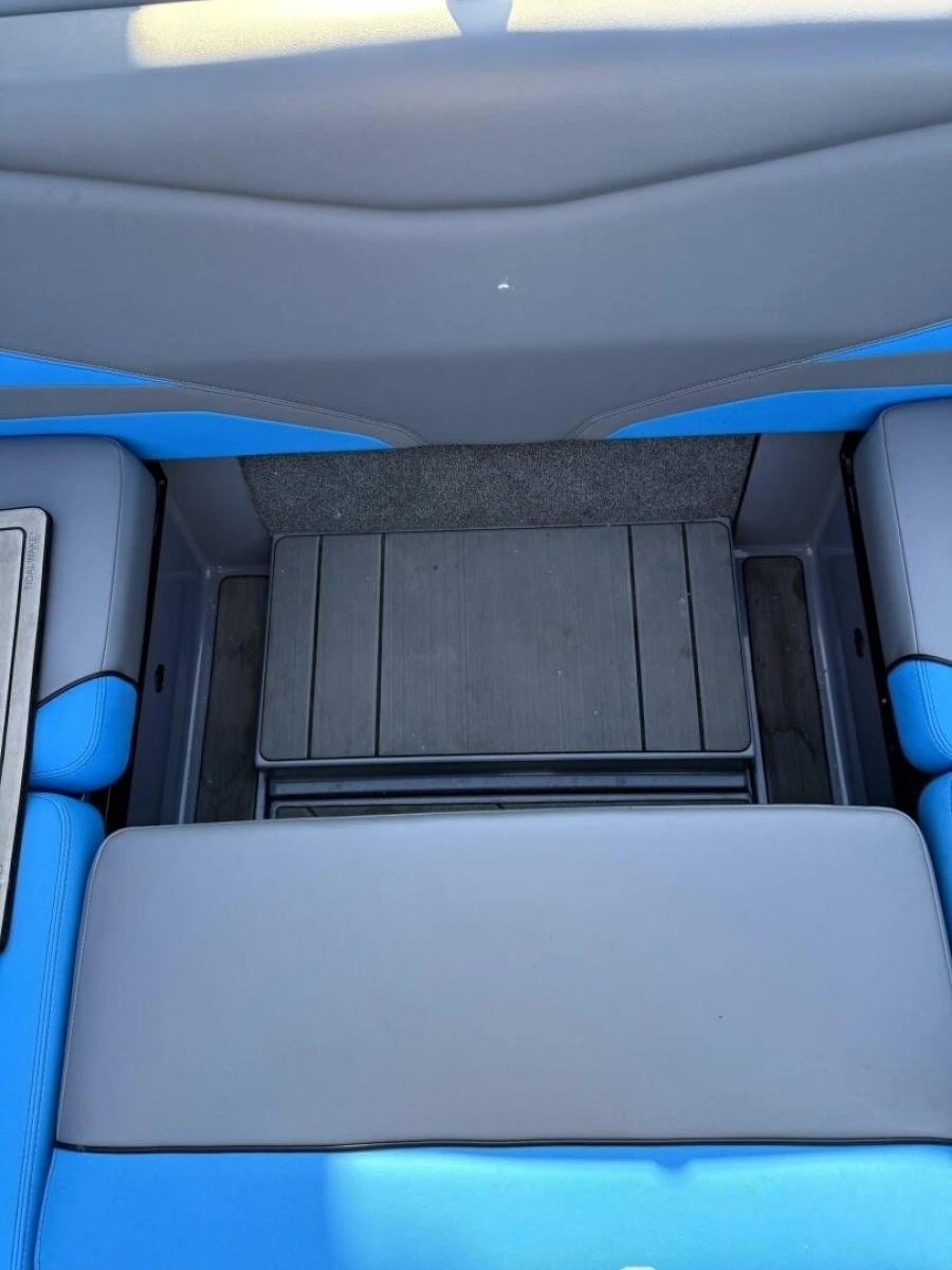 2020 Axis T23