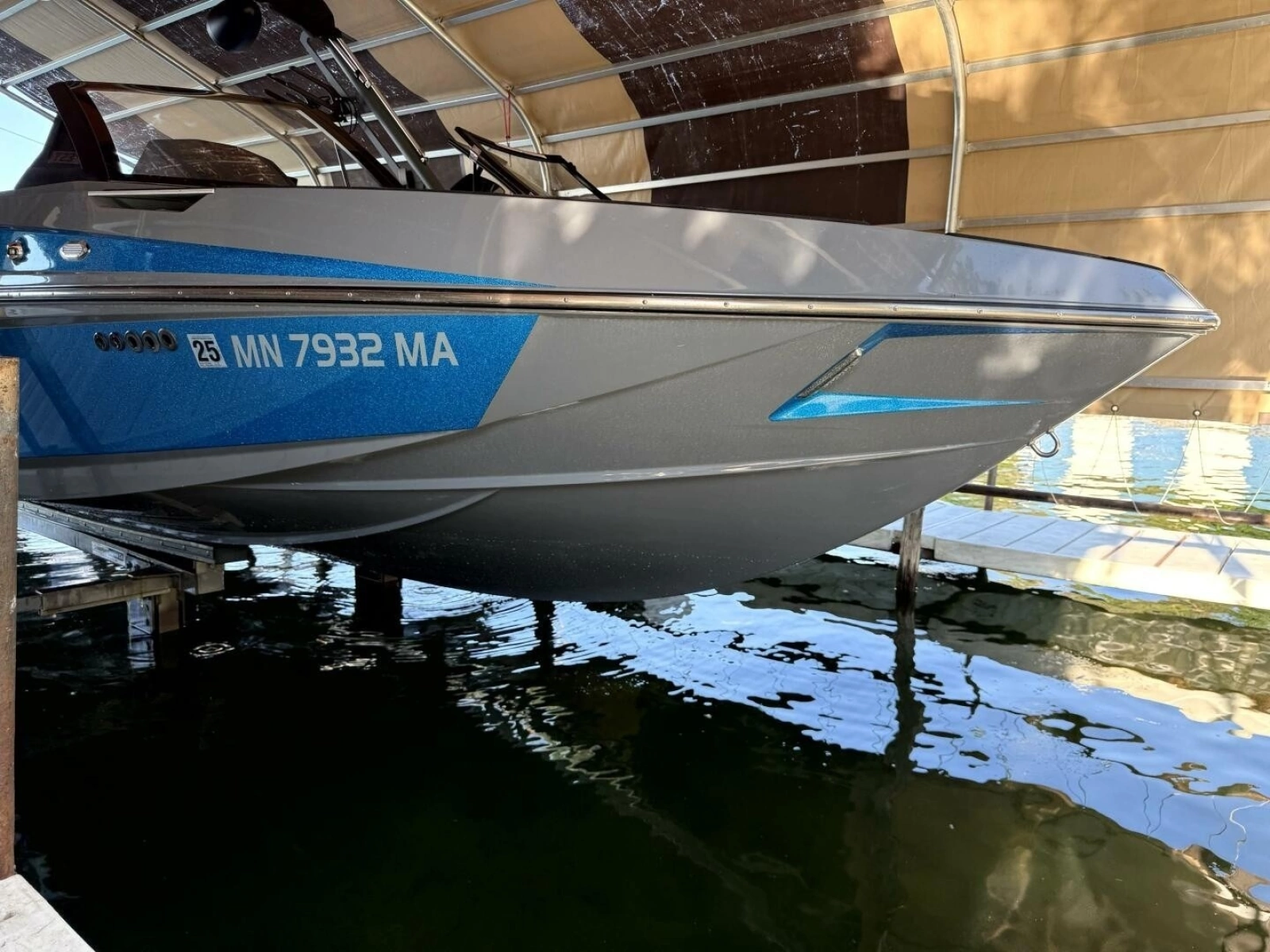 2020 Axis T23