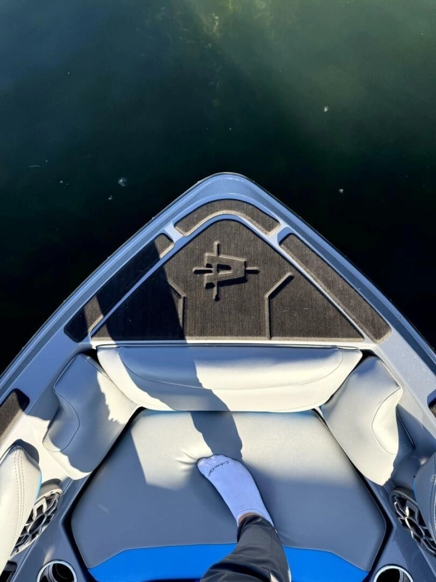 2020 Axis T23