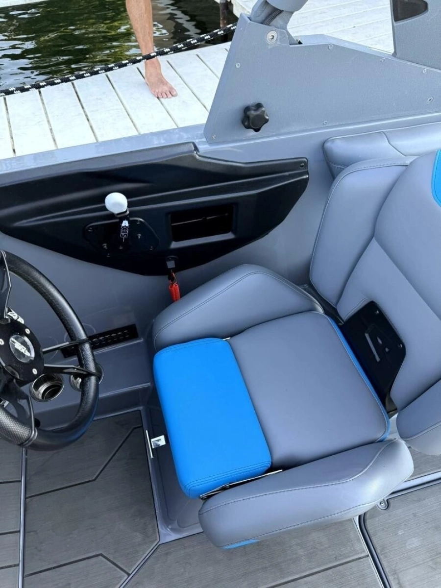2020 Axis T23