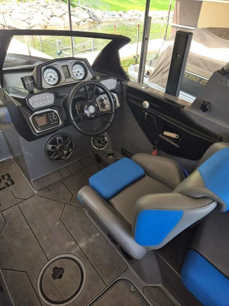 2020 Axis T23