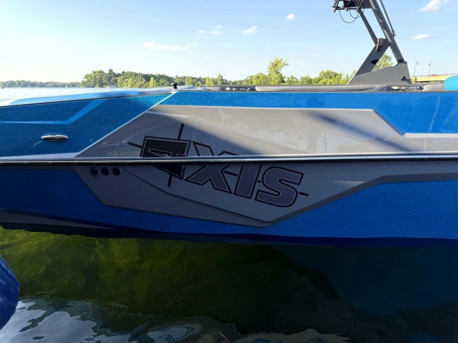 2020 Axis T23