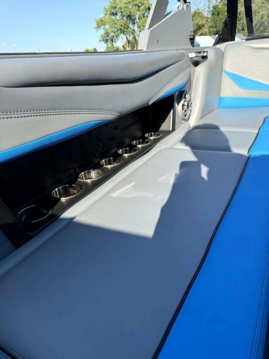 2020 Axis T23