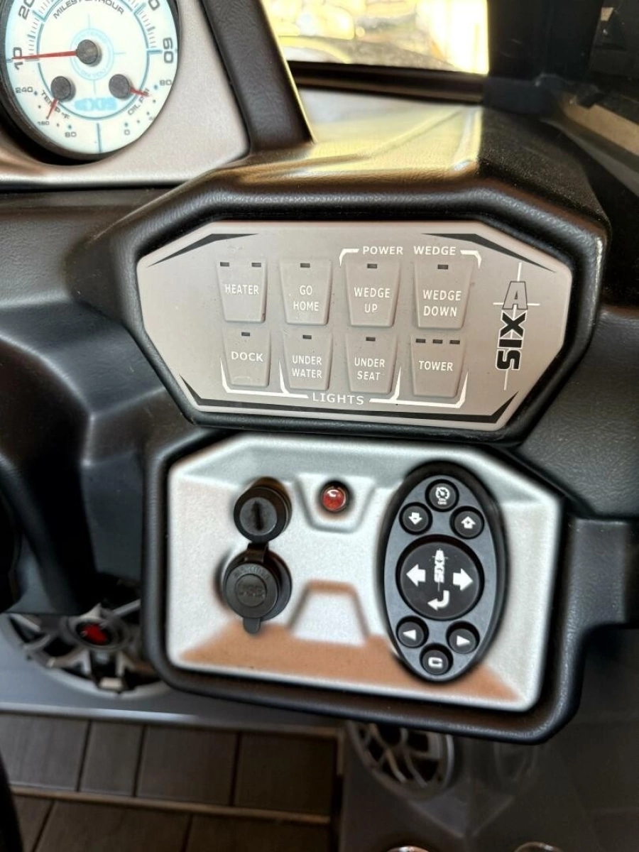 2020 Axis T23