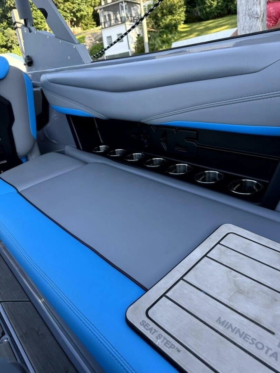 2020 Axis T23