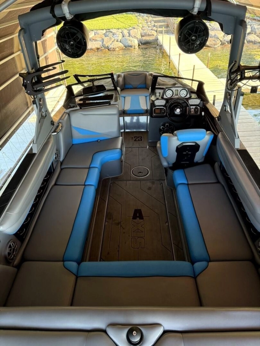 2020 Axis T23