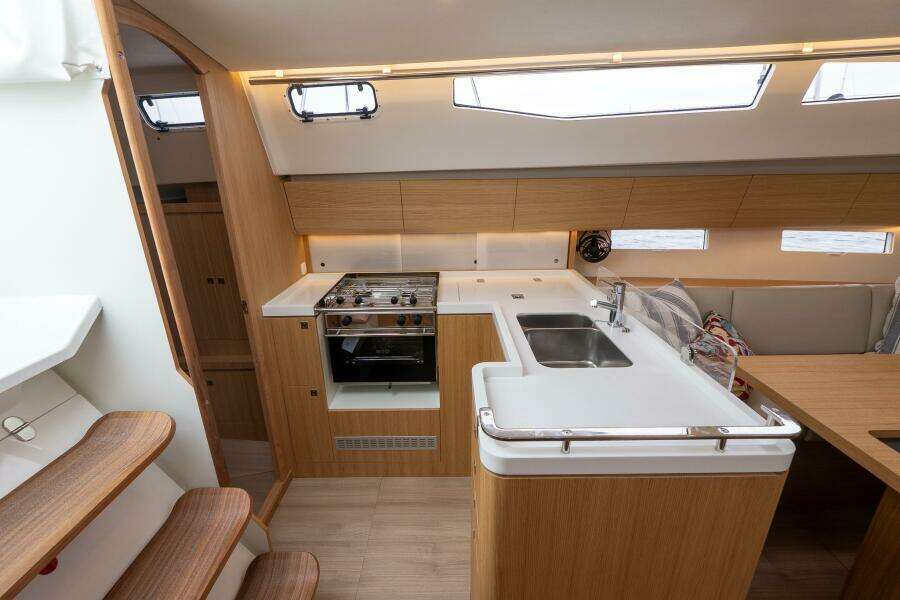 NEW 2026 J 40 40ft J Boats Yacht For Sale