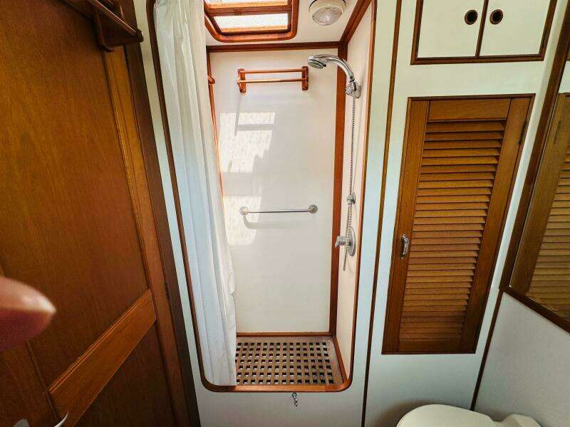 49ft Grand Banks Yacht For Sale