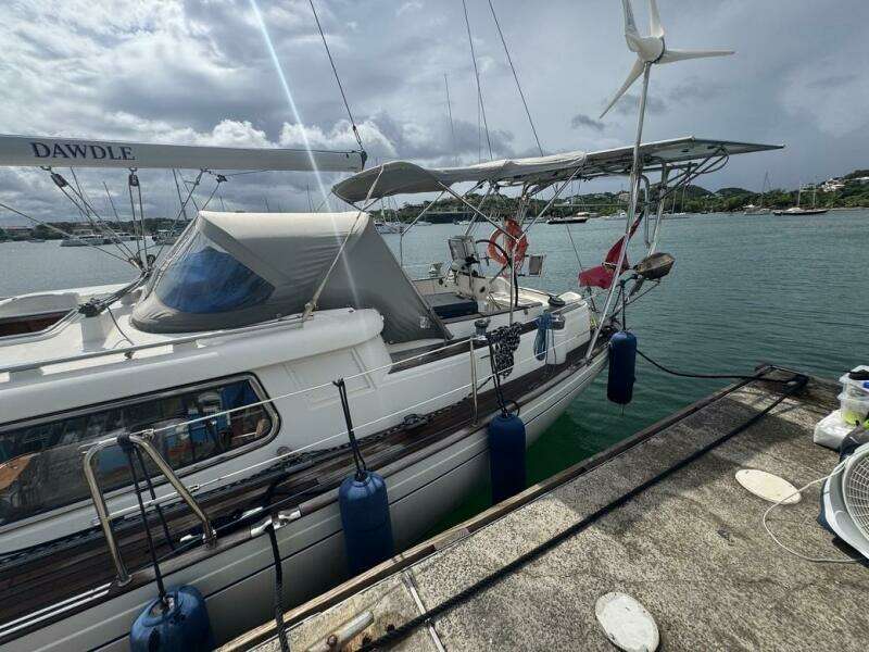 Dawdle 44ft Fantasi Yacht For Sale