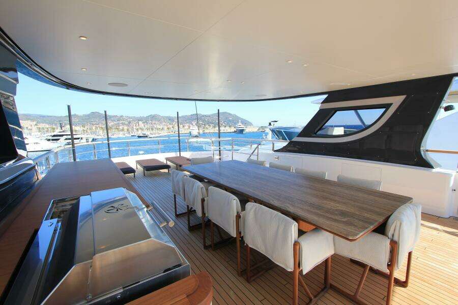 Y 113ft Benetti Yacht For Sale