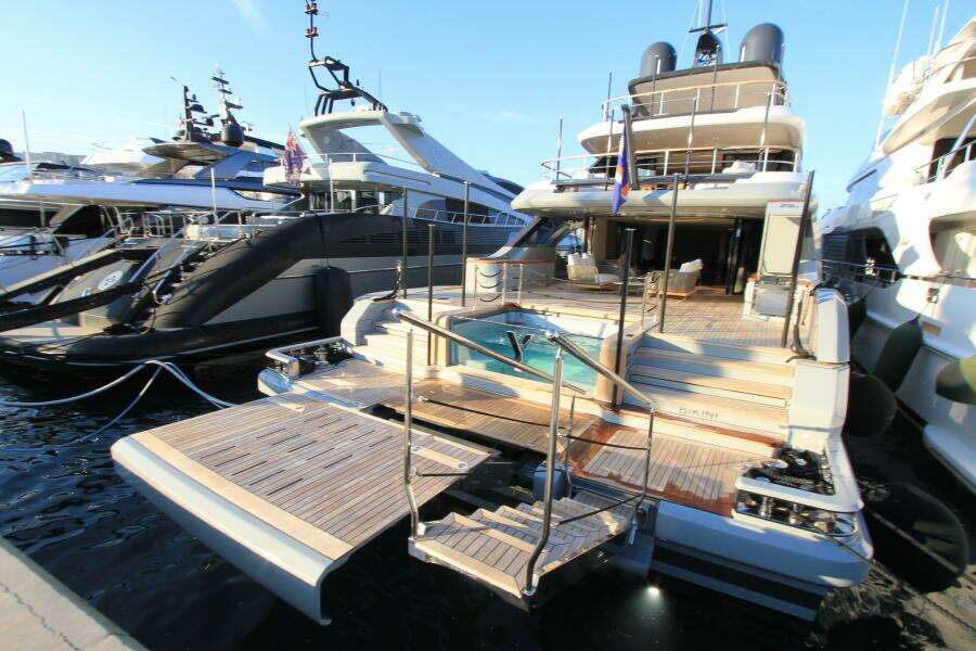 Y 113ft Benetti Yacht For Sale