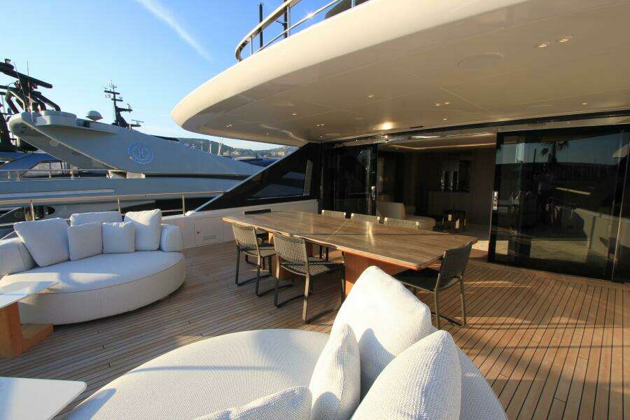Y 113ft Benetti Yacht For Sale