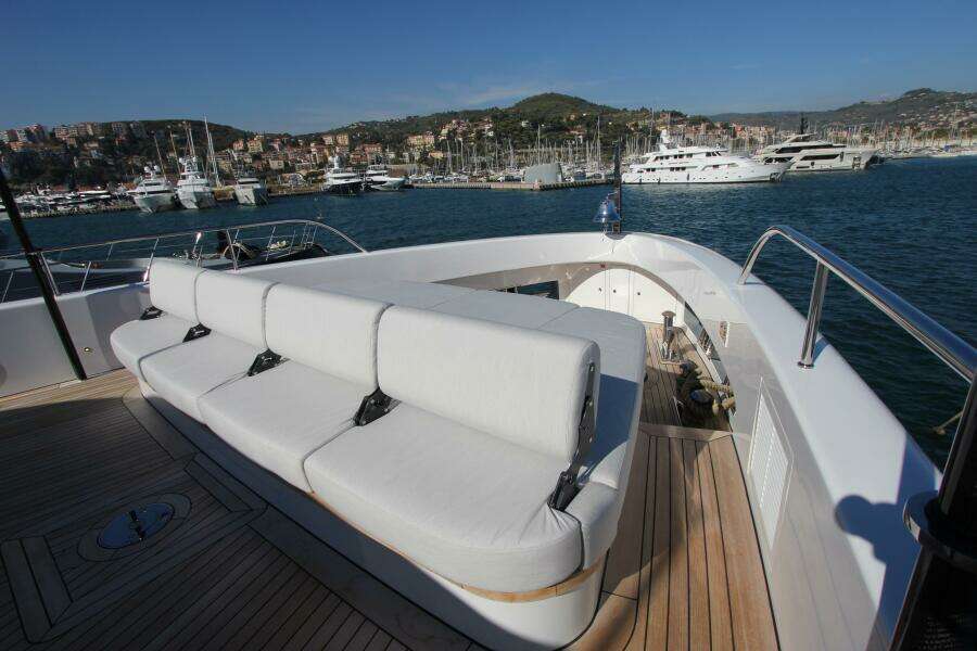 Y 113ft Benetti Yacht For Sale