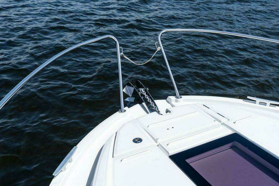 Ad Man  29ft Beneteau Yacht For Sale