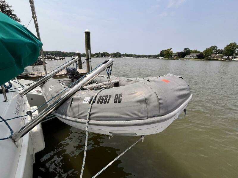 Wayward Sun 38ft Lagoon Yacht For Sale