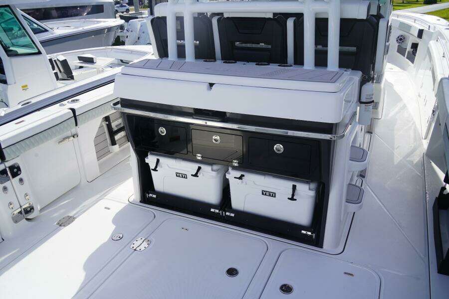 40ft Blackfin Yacht For Sale