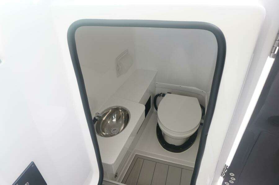 30ft Blackfin Yacht For Sale
