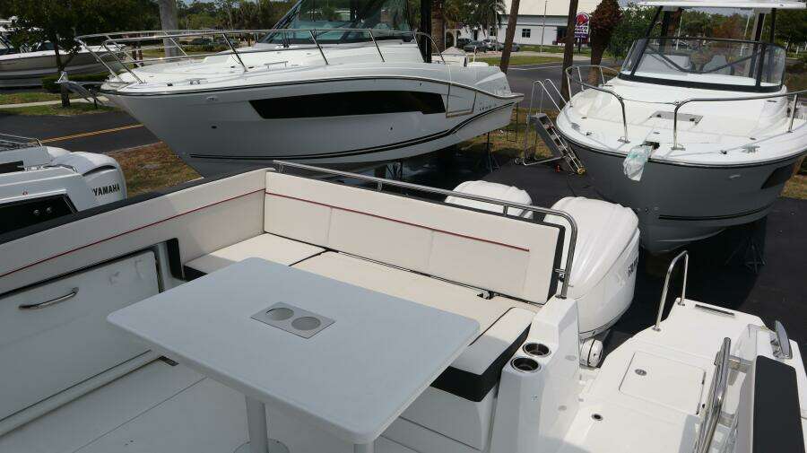 35ft Jeanneau Yacht For Sale