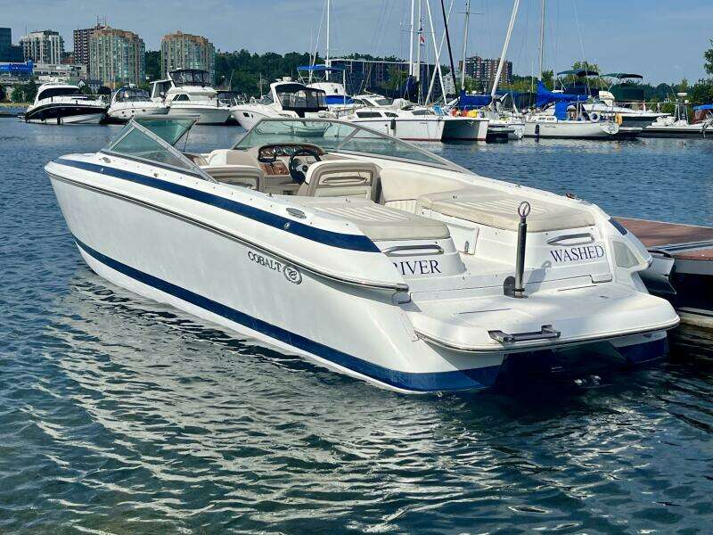 26ft Cobalt Yacht For Sale
