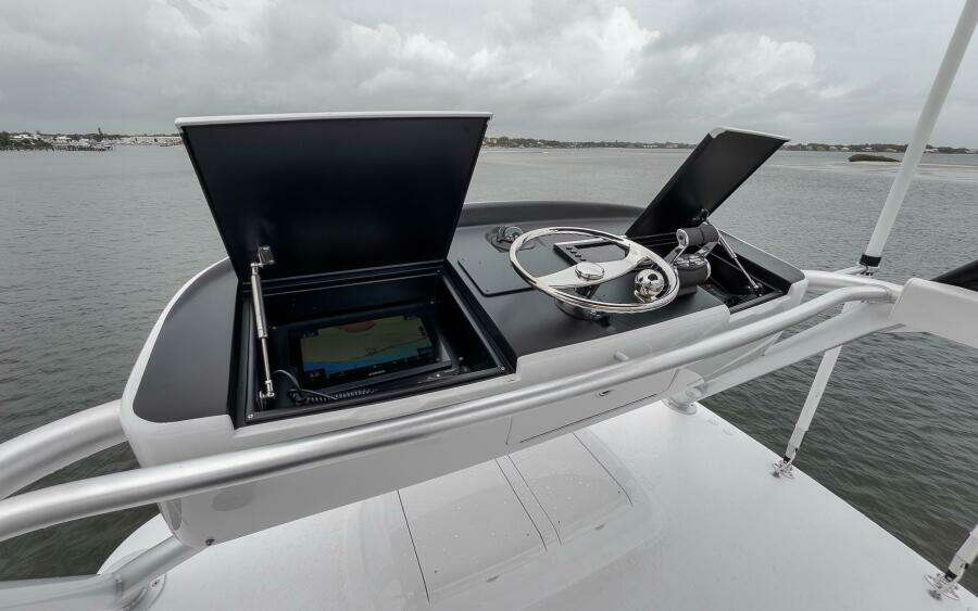 71ft Jim Smith Yacht For Sale