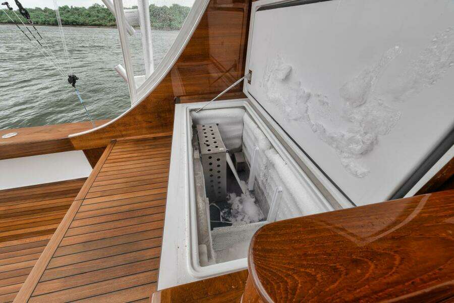 71ft Jim Smith Yacht For Sale