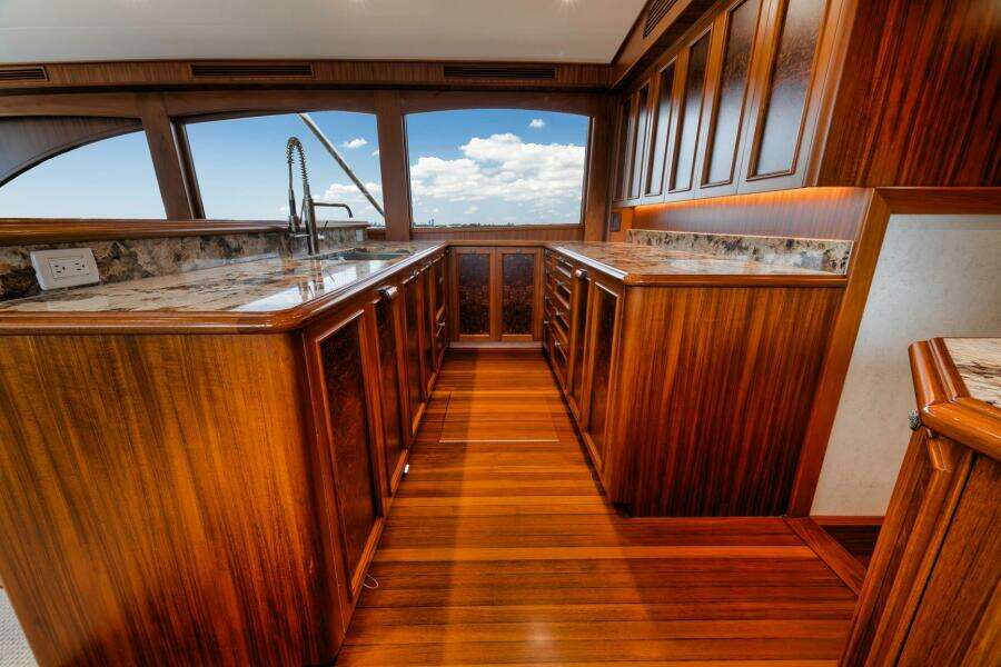71ft Jim Smith Yacht For Sale