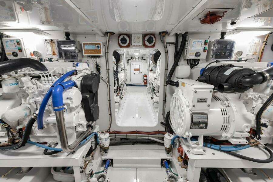71ft Jim Smith Yacht For Sale