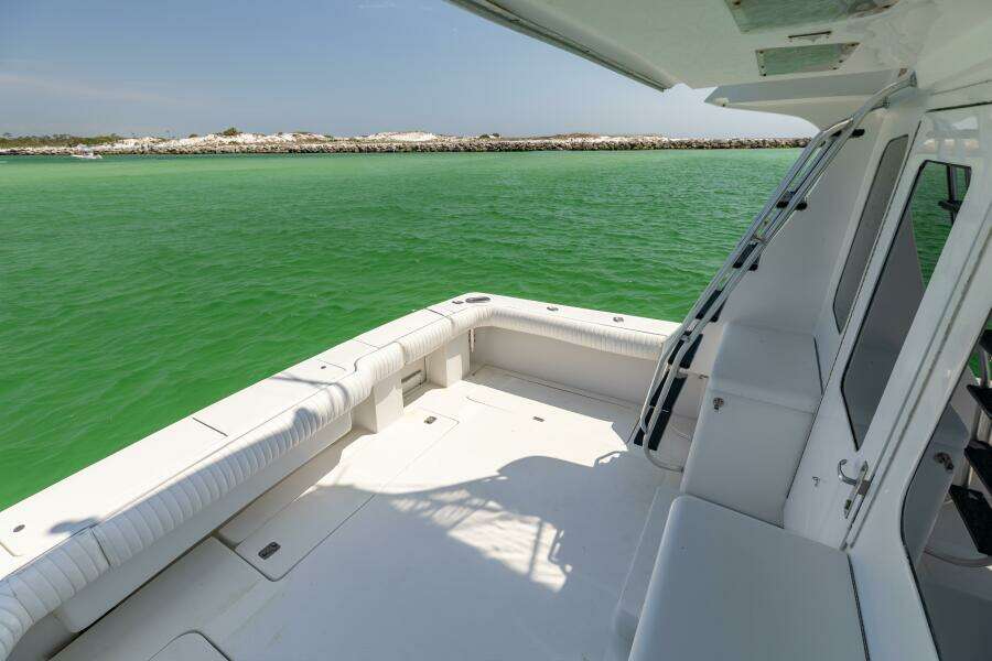 2002 Luhrs 40 Convertible- Trigger Happy- Cockpit