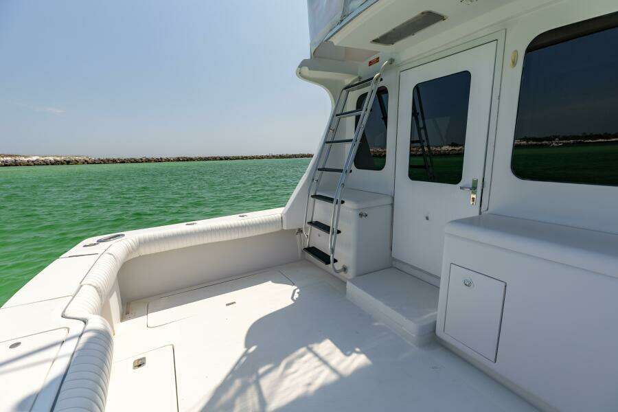 2002 Luhrs 40 Convertible- Trigger Happy- Cockpit