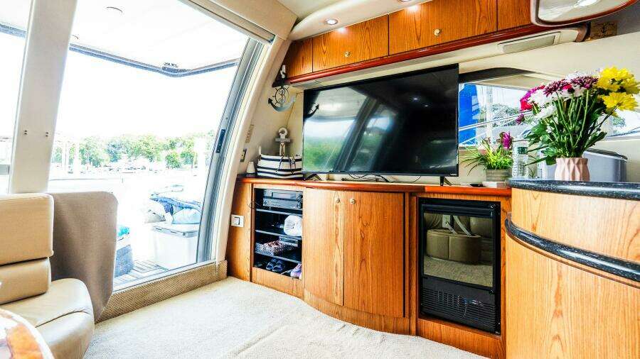 Knot on Call II 46ft Maxum Yacht For Sale