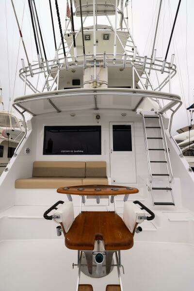 PREMIUM 65ft Hatteras Yacht For Sale