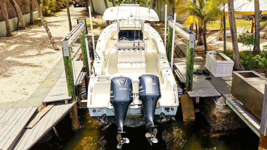 30ft Sea Hunt Yacht For Sale