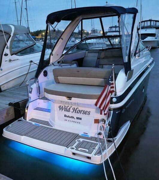 28ft Regal Yacht For Sale