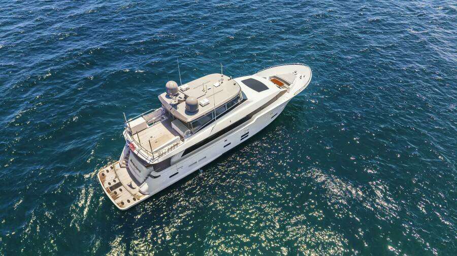 SURPLUS LINES 91ft Hatteras Yacht For Sale