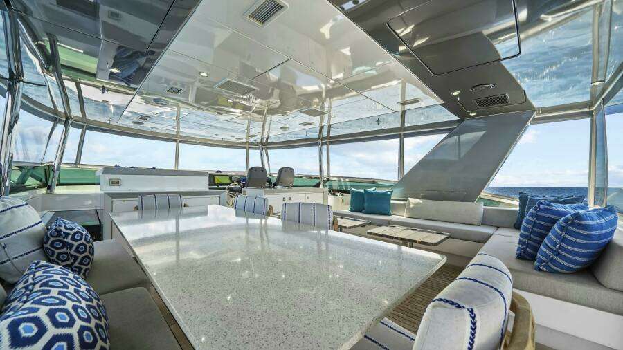 SURPLUS LINES 91ft Hatteras Yacht For Sale