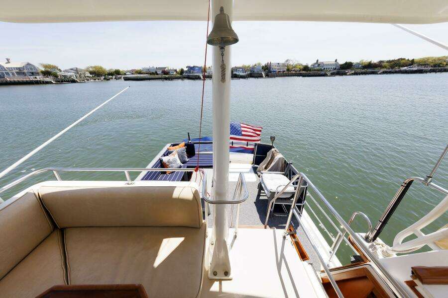 Flybridge 