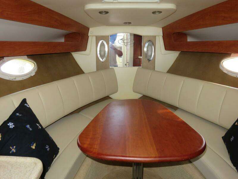 Sand Piper 28ft Rinker Yacht For Sale