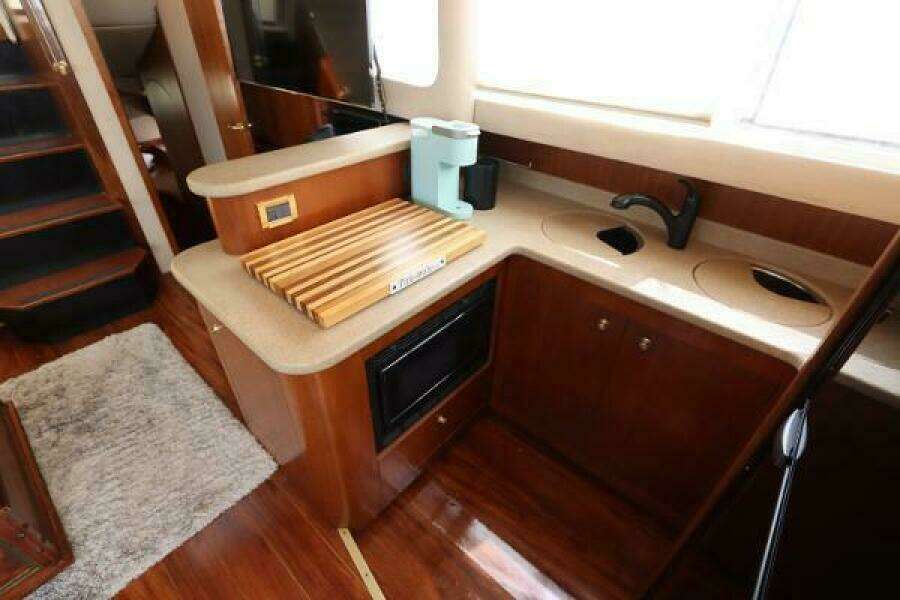 44ft Cruisers Yachts Yacht For Sale