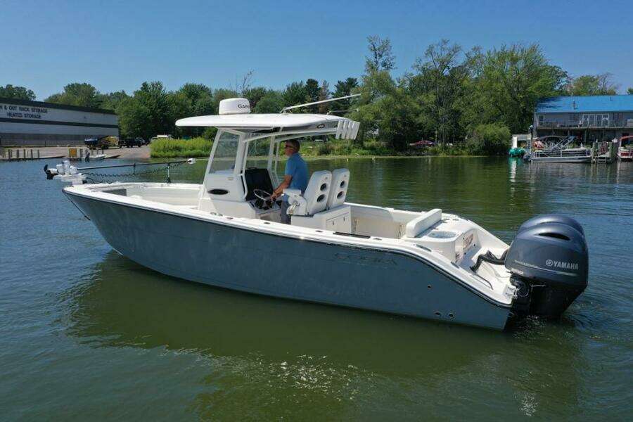 28ft Cobia Yacht For Sale