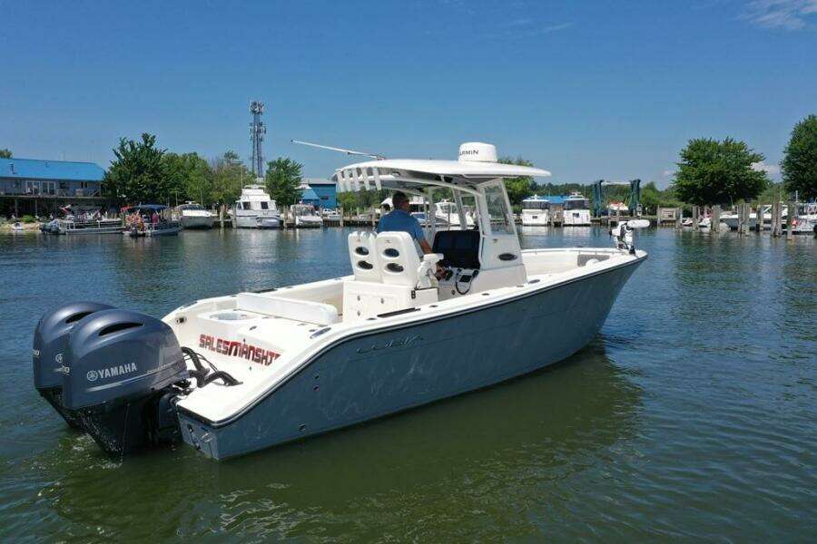 28ft Cobia Yacht For Sale