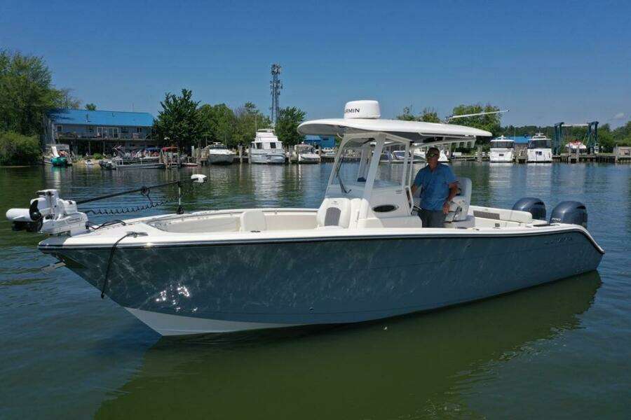 28ft Cobia Yacht For Sale
