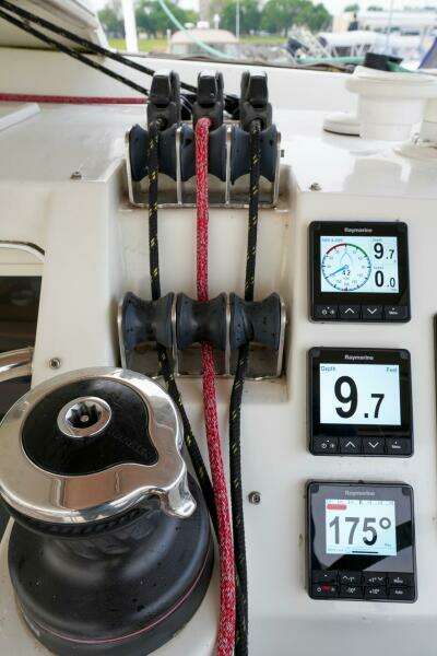 2012-lagoon-421-sail-9831990-20250612145240302-1_XLARGE.jpg